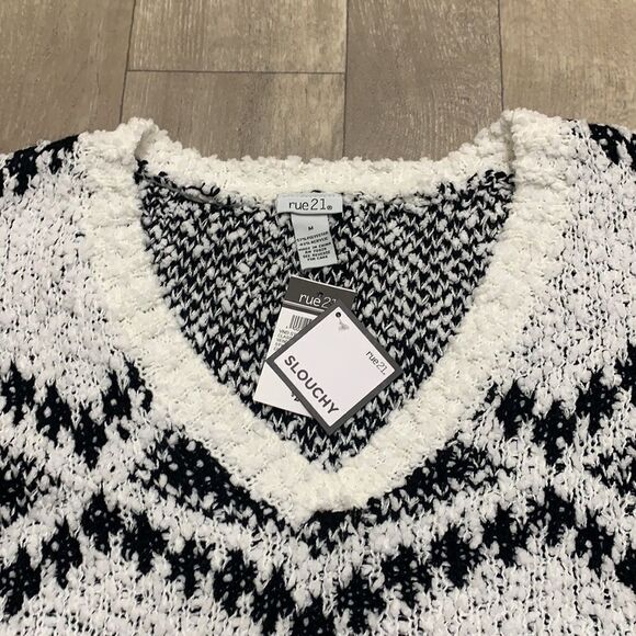 Womens Nwt Rue21 V-Neck‎ Slouchy Oversized Sweater - Picture 5 of 5